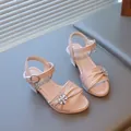 Elegant pink girls' high heel sandals with sparkling rhinestone flower for summer parties - Size 26 (Inner Length 17.6cm) / Pink