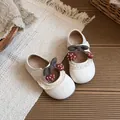 Chaussures Mary Jane blanches pour filles avec bordure en dentelle et nœud cerise élégant - Ajoutez 1cm à la Longueur du Pied pour la Longueur Intérieure / Beige