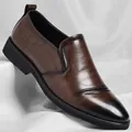 Κλασικά καφέ δερμάτινα ανδρικά παπούτσια slip-on με γυαλισμένη μύτη και λεπτομέρειες - 37 / Επαγγελματικά Δερμάτινα Παπούτσια (2503) / Καφέ