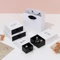 Élégant ensemble de coffrets cadeaux bijoux blancs et noirs avec sac en papier assorti - Sac à main assorti / Boîte à tiroirs blanc noir