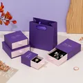 Boîtes à bijoux à tiroir violet et rose avec élégante inscription dorée - Sac à main assorti / Boîte à tiroirs violet et rose