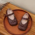 Elegant girls' dark brown Mary Jane dress shoes with bow and scalloped trim detail - Size 16 (Internal Length 12.2cm) / Brown