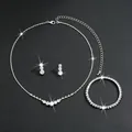 Elegantes silbernes Brautschmuck-Set mit funkelnden Strasssteinen Halskette Ohrringe und Armband - Armband-Set (G313) / Silber-Weiß