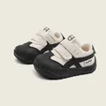 Zapatos para caminar para niños pequeños con suela blanda en colores blanco y negro - Talla 16 (Longitud Interior 11,5 cm) / Zapatos Primeros Pasos (YB60) / Negro