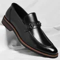 Mocasines elegantes de cuero negro para hombre con hebilla metálica para bodas y citas - 37 / Negro
