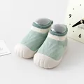 Scarpe primi passi per neonati verde menta con suola in gomma antiscivolo. - Lunghezza Interna 11 (Marchio Suola 11.5) / Verde Menta