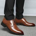 Scarpe stringate classiche da uomo in pelle marrone a punta, stile elegante business - Marrone (Y2091)