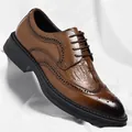 Klassische braune Brogue-Schuhe für Herren mit Krokodil-Struktur und dicker Sohle - 38 / Braun Ganzjährig
