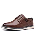 Zapatos casuales clásicos para hombre en piel sintética marrón con suela blanca - 40 / Marrón