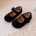 Elegante zwarte fluwelen Mary Jane-schoenen voor meisjes met een zachte pompon - Zwart