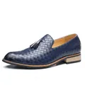 Mocasín de borlas trenzado azul elegante para hombre con detalle de suela de madera - 38 / Azul (S8007)