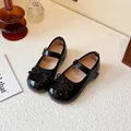 Elegant black patent leather girls' Mary Jane princess shoes featuring a sweet bow - 23 / Black