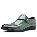 Mocasines elegantes de cuero verde para hombre con una hebilla de cuadros monk - 39 / Verde