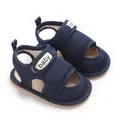 Detailansicht dunkelblauer atmungsaktiver Mesh-Babysandalen mit weichen Sohlen - Dunkelblau