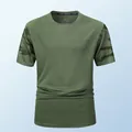 Sneldrogend heren sport T-shirt in olijfgroen met stijlvolle camouflage mouwen - Legergroen