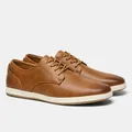 Detalle de zapatos casuales de cuero marrón para hombre con suela de goma blanca - 39 / Caramelo