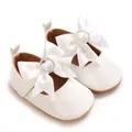 Weiße Lacklederschuhe für Babys mit Satinschleife und Strass - Weiß