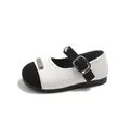 Klassische Mary Jane Schuhe für Mädchen in Schwarz-Weiß mit Schnalle und weicher Sohle - Größe 21-25 / 5 Paare / Gebrochenes Weiß