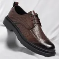Braune Herren Business-Lederschuhe mit Lochmuster-Design und stabiler dicker Sohle - Tan Perforiert