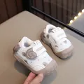 Zapatos de andar para bebés con suelas blandas y malla transpirable para niños - Caqui