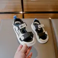 Stylische Jungen Sport-Sandalen in Weiß-Schwarz mit rutschfester Sohle für den Sommerurlaub - Schwarz