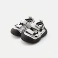Sandali da trekking traspiranti in mesh argento per bambini piccoli dai 7 mesi ai 3 anni - Taglia 16 (Lunghezza interna 12.5cm) / Argento