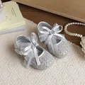 Zapatos de princesa plateados con pedrería para niña con lazos de encaje y cintas - Plateado