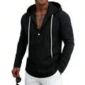 Détail de la chemise en lin à rayures noires pour hommes avec capuche et cordons de serrage blancs - Noir