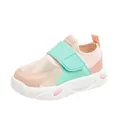 Ademende mesh kindersneakers in roze en muntgroen met een stevige klittenbandsluiting - Roze