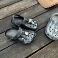 Waterdichte astronautenklompen voor kinderen met zilveren kettingen en bedeltjes in grijs - Maat 26 / Binnenlengte 16.5cm / Zwart