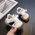 Atmungsaktive Lauflernschuhe für Babys mit weichen Sohlen und Panda-Design für draußen. - Größe 16 (12cm Innenlänge) / Schwarz
