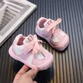 Rosa und weiße Baby-Lauflernschuhe mit weichen Sohlen und atmungsaktivem Mesh-Oberteil - Größe 16 (12cm Innenlänge) / Rosa
