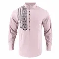 Detailansicht eines rosa Herren-Leinenhemdes mit schwarzem Ethno-Druck und Stehkragen - S / Oberteile / Rosa