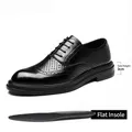 Zapatos de vestir de cuero negro transpirable para hombre con una suela resistente de 3 cm - 37 / Calado Negro Plano (3006-1)