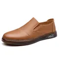 Mocasines de cuero granulado marrón para hombre con suela blanda y cómoda elegante - 38 / Marrón