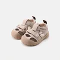 Atmungsaktive beige Kleinkinder-Outdoor-Sandalen, geschlossener Zeh, 7 Monate bis 3 J - Khaki