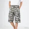 Stylish men's grey and white camouflage cargo shorts with functional side pockets - S / Bottoms / Camouflage