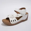 Sandales compensées blanches élégantes pour femmes avec décorations florales - Blanc