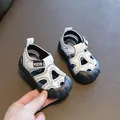 Sandales blanches fermées pour tout-petits avec semelles souples antidérapantes - 15 / Blanc