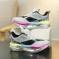 Trendige Kinder-Sportschuhe in Grau und Rosa mit farbenfrohen, weichen Verlaufssohlen - Marshmallow