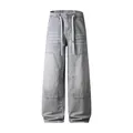 Jean en denim délavé gris clair style Harajuku avec panneaux structuraux et coupe large - S / Bas / Gris clair