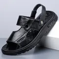 Premium Herren-Sandalen aus schwarzem echtem Leder mit verstellbarem Fersenriemen - Schwarz