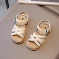 Sandales romaines crème pour filles avec lanières croisées et boucle de cheville réglable - Beige