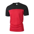 Atmungsaktives Herren T-Shirt mit Rundhals im sportlichen Rot-Schwarz Block-Design - S / Oberteile / Dunkelrot
