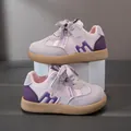 Atmungsaktive rosa-violette Mesh-Sneaker für Kleinkinder mit weicher brauner Sohle - Lila