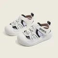 Sandalias blancas para bebé con punta cerrada transpirables y una suela muy blanda - Talla 16-20 (Pack de 5 pares) / Negro (H2622)