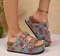 Boho platform sandalen met gekleurde strass steentjes en dubbele gesp bandjes - 38 / Donkerbruin