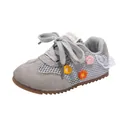 Baskets grises respirantes pour filles avec broderies florales et bords en dentelle - Gris