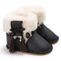 Detailansicht warmer Baby-Winterstiefel mit flauschigem Kunstfell und Leopardenmuster. - 11cm / Schwarz