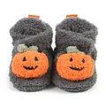 Dettaglio di stivaletti grigi per neonati con design a zucca arancione - 12cm / Stile Zucca (M2043) / Grigio